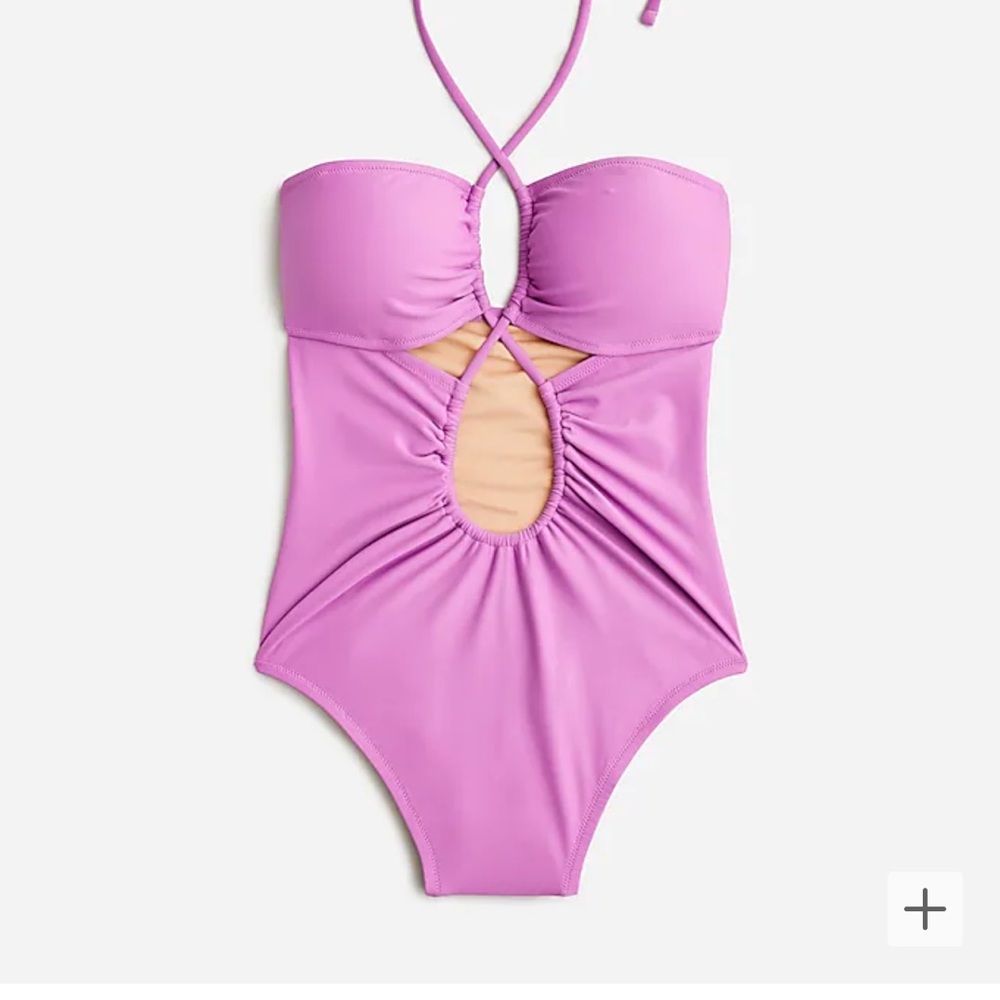 Women’s swim suit